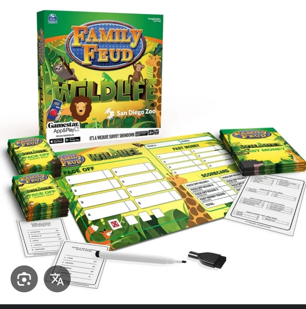 Family Feud Wildlife Edition Game by - Green and Yellow